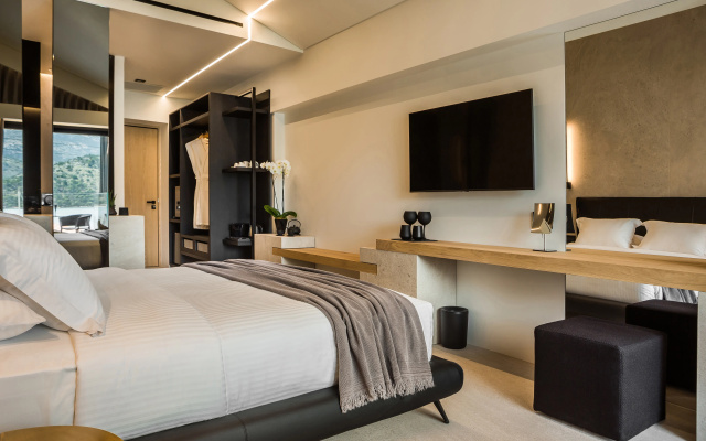 Canale Hotel & Suites