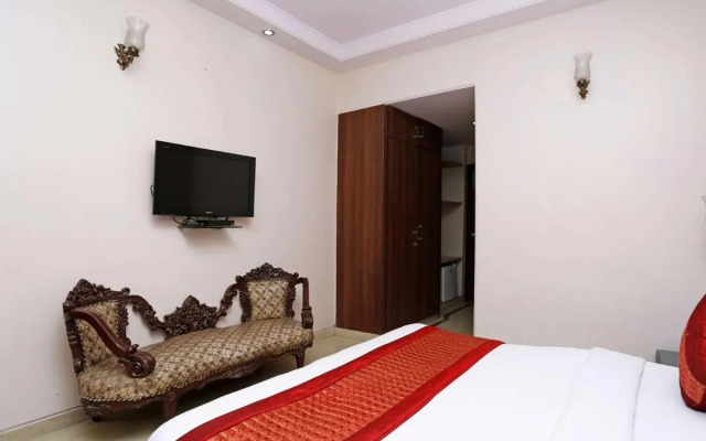 Hotel Mid Town