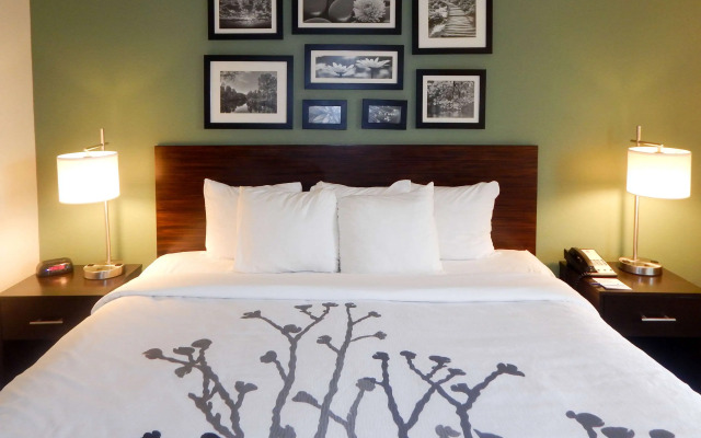 Sleep Inn & Suites Evergreen I-65