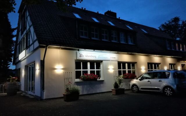 Hotel Zur Altenburg вид на фасад