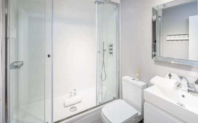 Spacious Duplex Near West Hampstead & Tube