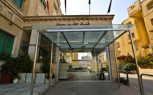 Отель Al Thuraya Hotel Amman Иордания, Амман - отзывы, цены и фото номеров - забронировать отель Al Thuraya Hotel Amman онлайн вид на фасад