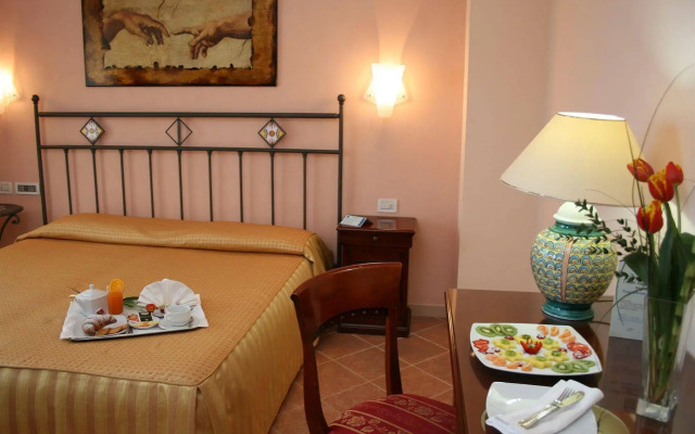 Emmaus Hotel