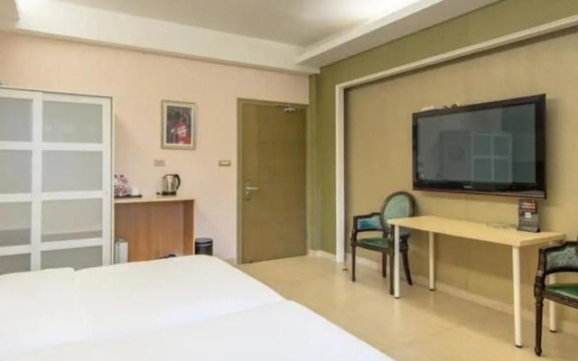 Floral Hotel · Yongjia Big House hotel (Furong Ancient Village Lishui Ancient Street)