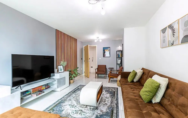 Modern and Minimalist Flat in Vauxhall
