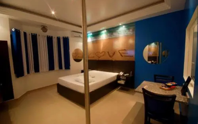 Kamiss Motel (Только для взрослых)