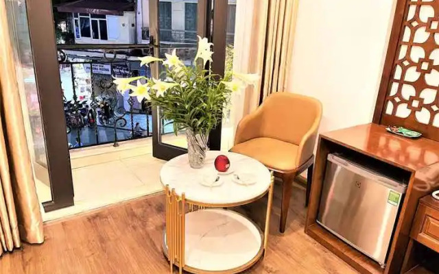 De la Soie Hotel & Travel