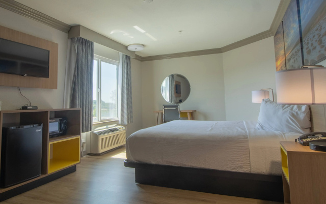 Days Inn By Wyndham Carlsbad