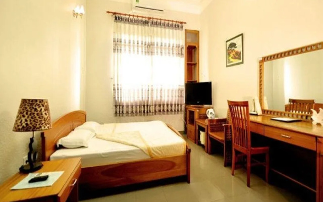 Hoa Binh 2 Hotel