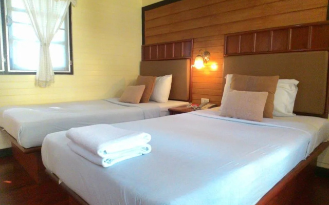 Luna Hut Resort Hua Hin