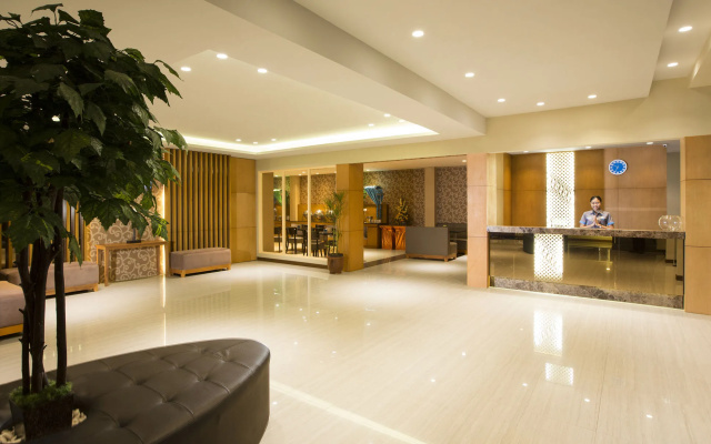 Lunara Home Living by Daphna Management