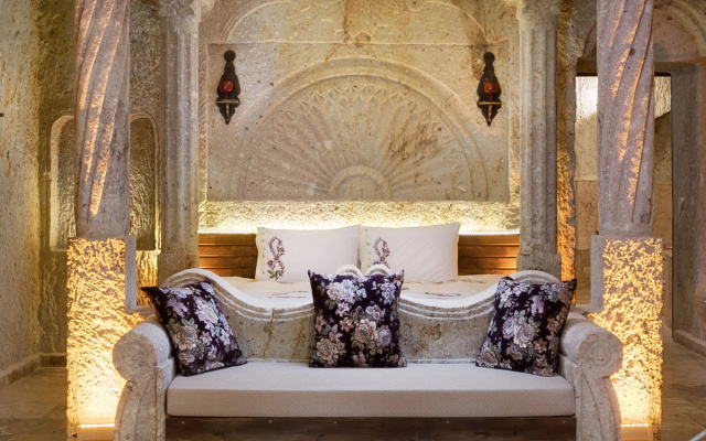 Kayata Cave Suites