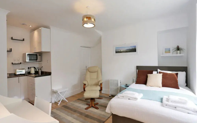 Virtue Apartments - Holburn