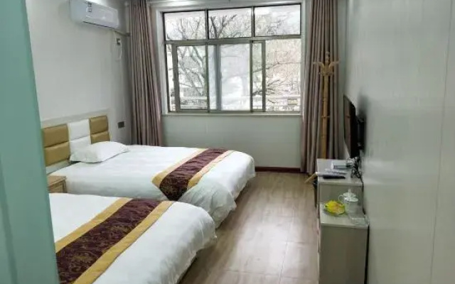 Jingxian County Nanshan Farmhouse