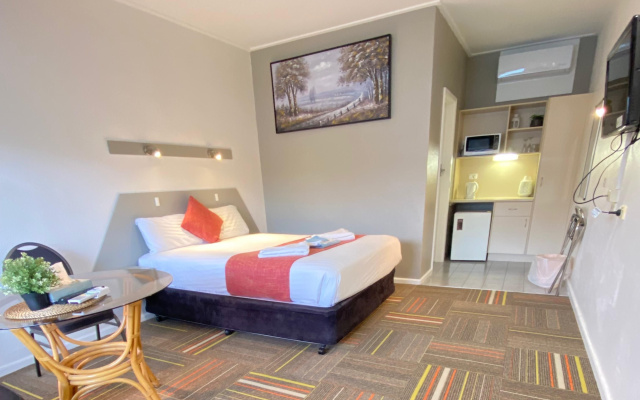 Cobb Inlander Motel