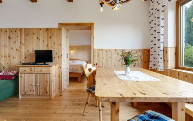 Cozy Holiday Home With Private Swimming Pool In Eberstein