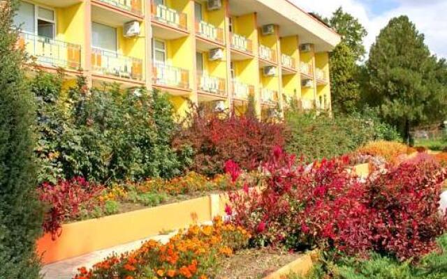 Отель Briz 2 Hotel Болгария, Варна - отзывы, цены и фото номеров - забронировать отель Briz 2 Hotel онлайн вид на фасад