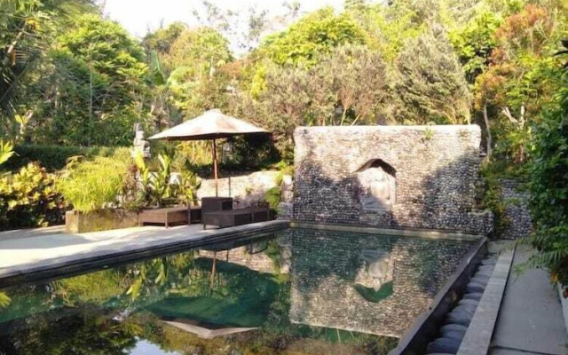 Karda House