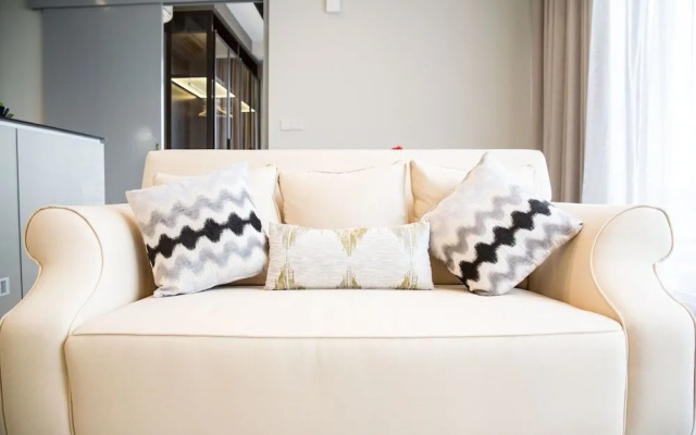 Expressionz Professional Suites by Plush