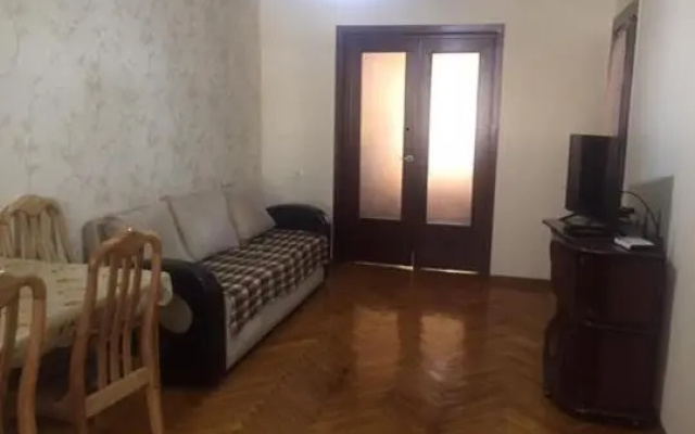 Apt pekini 1
