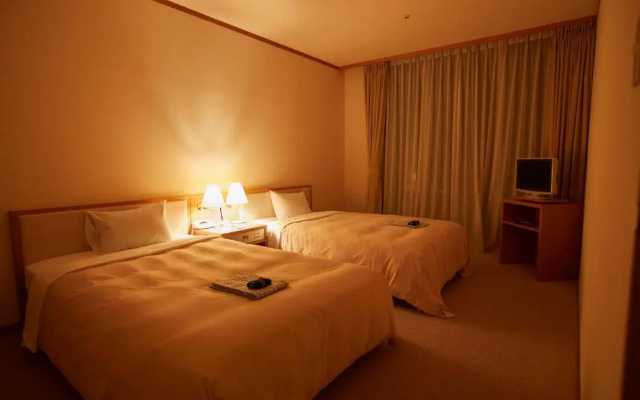 Kamogawa Country Hotel
