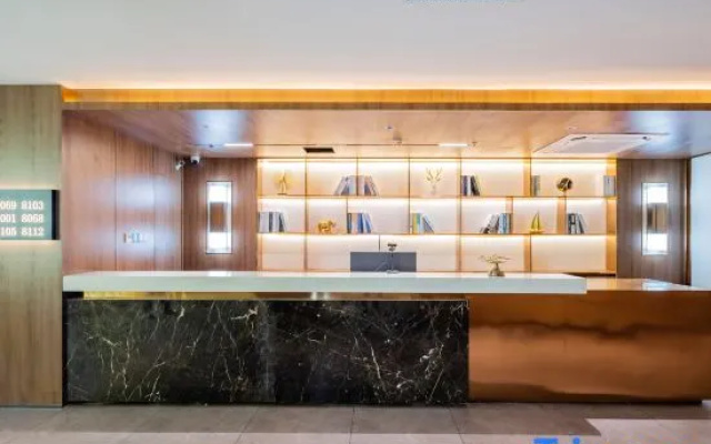 Wanting Hotel (Jiangnanxi Ergong Subway Station)