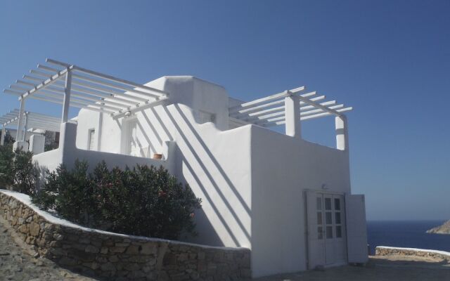 Отель Smy Mykonos Suites & Villas (ex. Greco Philia) Греция, Аполлон - отзывы, цены и фото номеров - забронировать отель Smy Mykonos Suites & Villas (ex. Greco Philia) онлайн вид на фасад