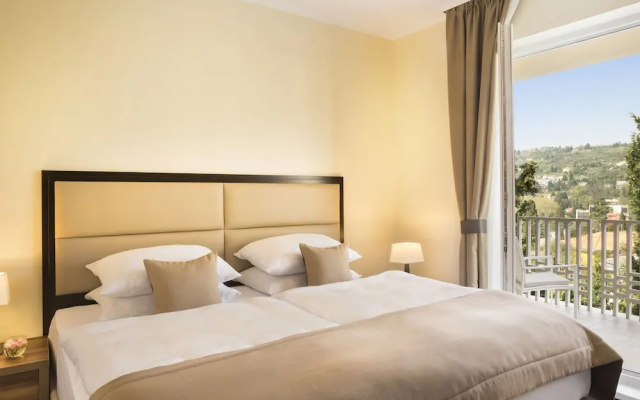 Remisens Casa Rosa, Annexe