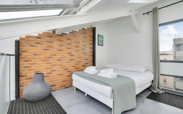 Chic & Spacious Loft 3br/6p Paris Center