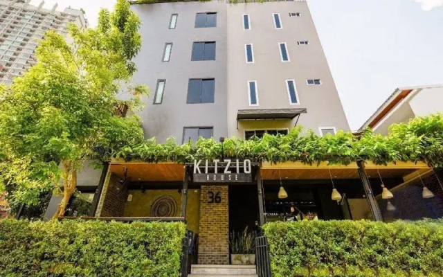 Kitzio House Hotel