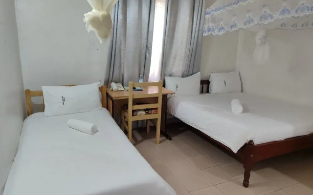 Garden Courts Hotel Masaka