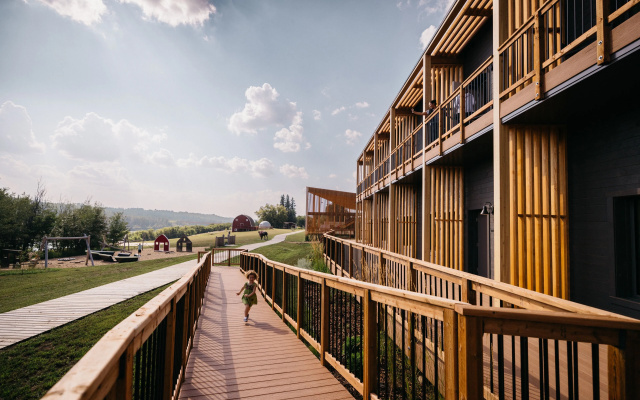 The Lodge at Métis Crossing