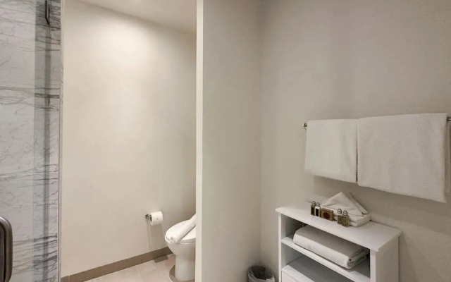 Brand New 6 Bedroom Penthouse