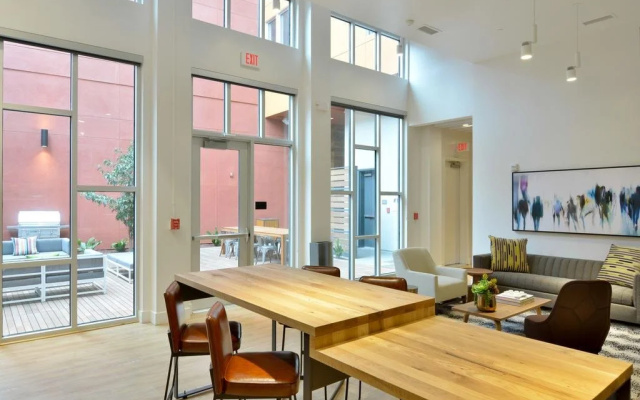 Global Luxury Suites in Downtown Berkeley