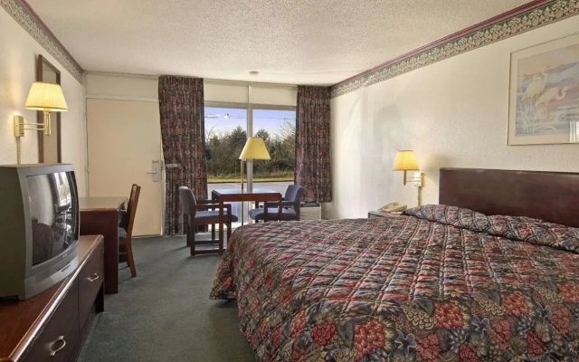 Budget Host Inn
