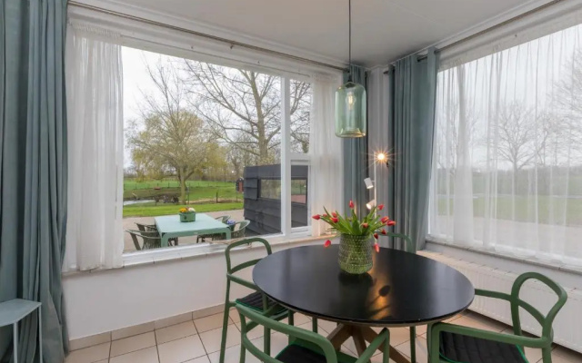 Beneden appartement Kon. Emmaweg 6, Vrouwenpolder