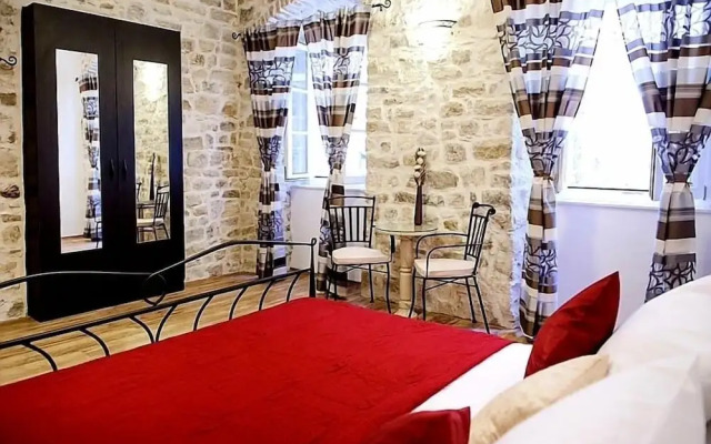 Apartment Peristil Aurea