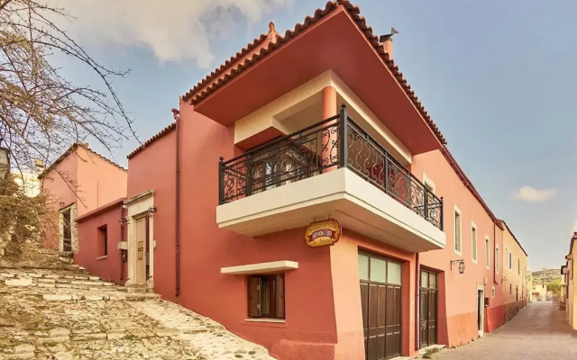 Arhontiko Arhanes - Cretan Getaway With Pool