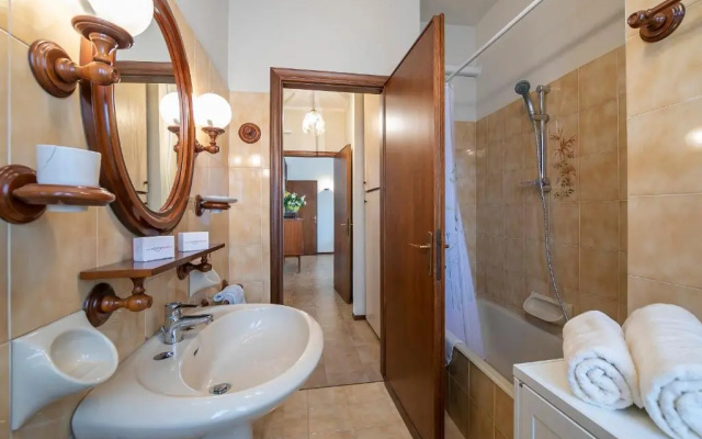 Apartment Cuba 300 Mt From Garda Lake - Happy Rentals