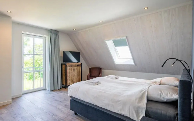 Villa on Texel Near Wadden Sea & Bird Area
