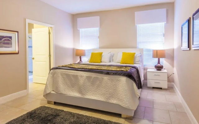 Solterra - 4404 Acorn Court