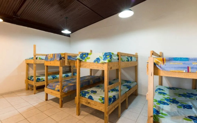 Man Cave Hospedaria