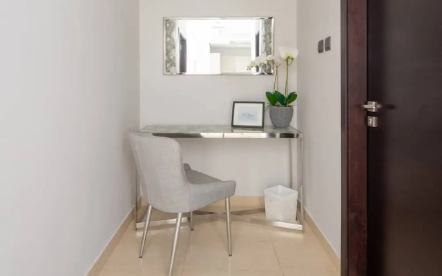 Spacious & Adorable 1BR in Downtown Dubai