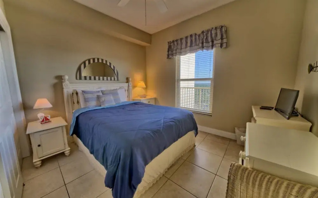 Wondrous Condo with Beach Access and Poolside Beach - Unit 2103 by RedAwning