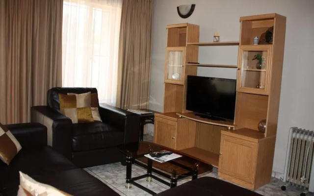 Eagles Nest Lodge