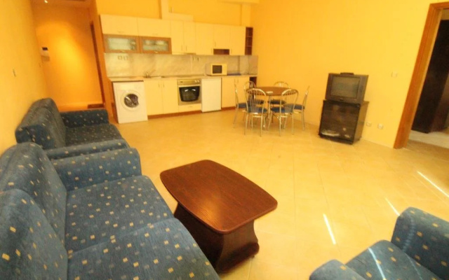 Menada Midia Apartments
