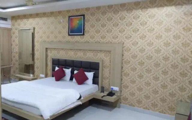 Hotel Royal Palace - Sagar