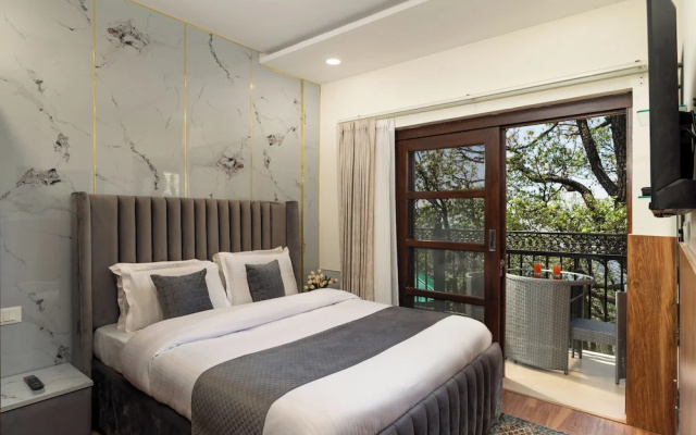 The Pine Retreat - Mall Road Dalhousie