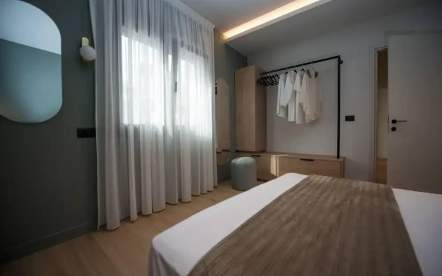 Arvacay Luxury home