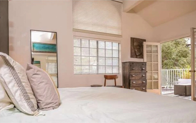 California Dreamin Sleeps 13 HW Hills